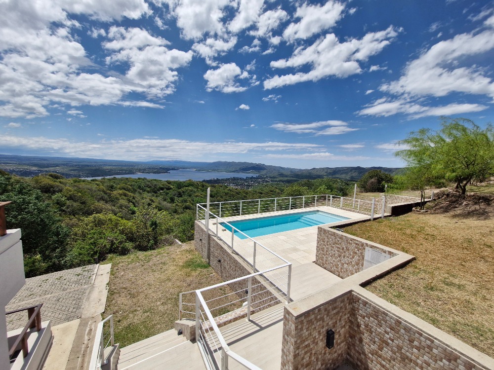 Departamento para 6 2 dorm en hermoso complejo con piscina Climatizada y vista al lago